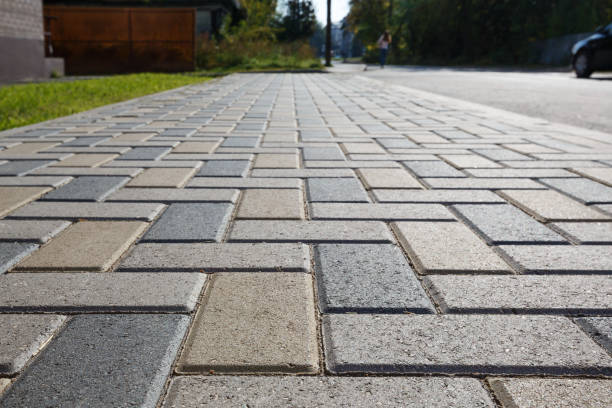 Best Custom Driveway Pavers  in Oswego, KS